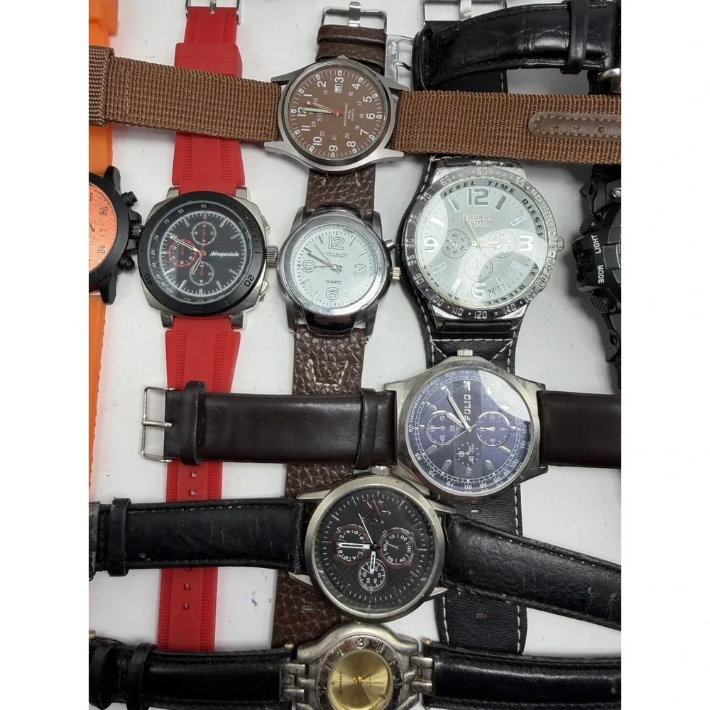 Mixed Brands Mens Watches Lot Of 17 For Parts Or Repair